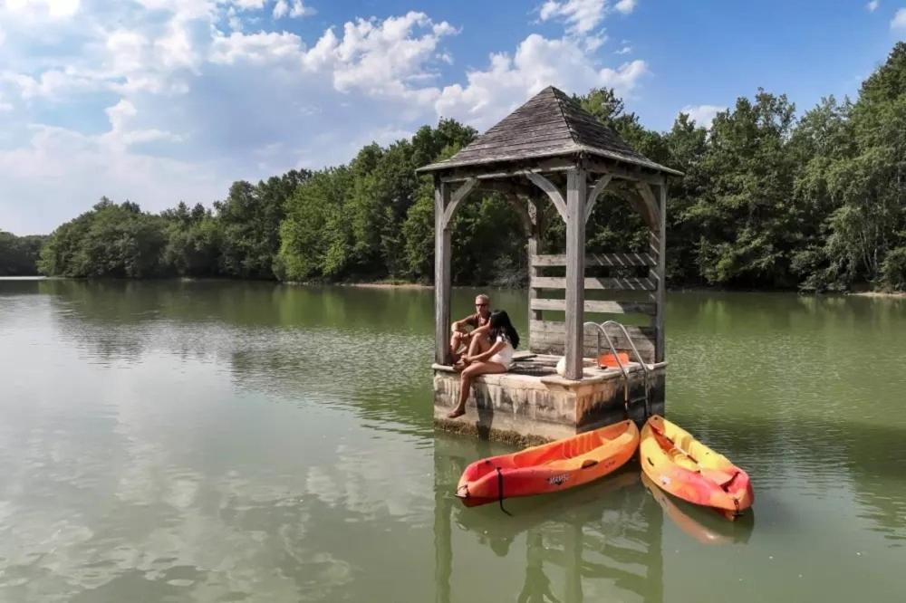 Camping Les Lacs D'Armagnac Bretagne-d'Armagnac Exterior foto